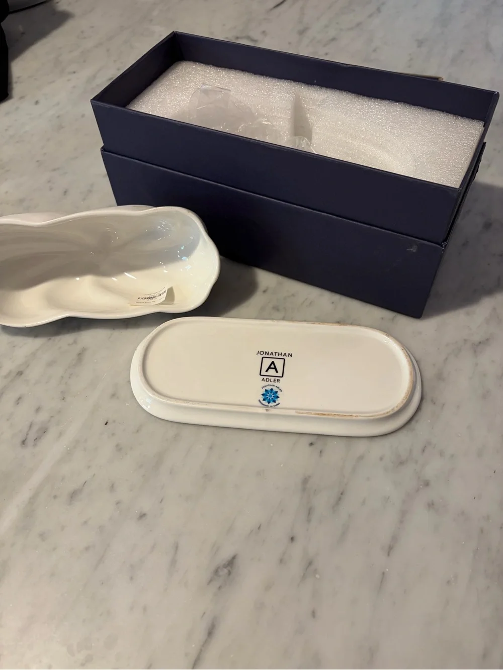 Jonathan Adler Geneva Ceramic Butter Dish in White with Gold Trim nib